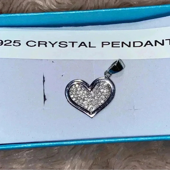 Crystals set in 925 Sterling Silver Heart pendant - Picture 3 of 6